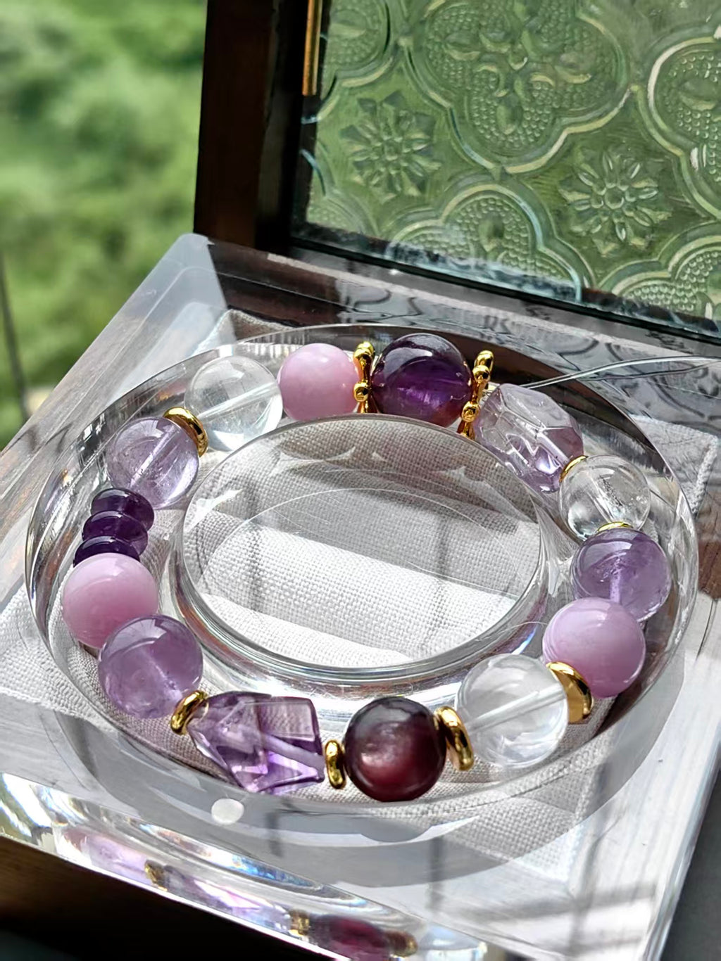 Amethyst Crystal Bracelet | Calming & Healing Energy Jewelry with 18K Gold